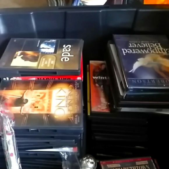 70 Dvd's - Picture 5 of 5